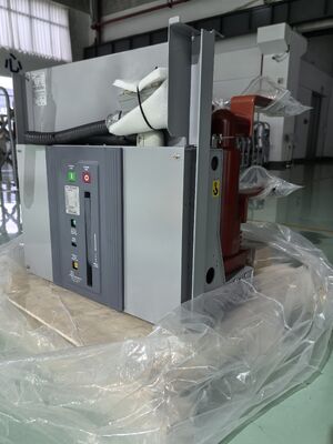 DC 125V de cierre y apertura de tensión de funcionamiento alta tensión interruptor de vacío con velocidad de cierre 0,766 M por segundo protección de circuito de oferta